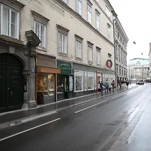 Apartment Heart Of -, Wien