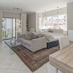  Apartment Cosy And Classy Sea Point Südafrika